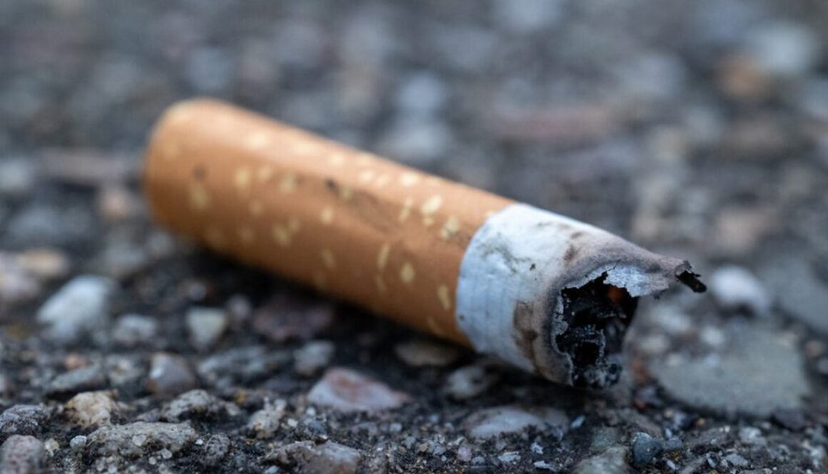 Mity o rzucaniu palenia – 5 najpopularniejszych, w które wciąż wierzysz