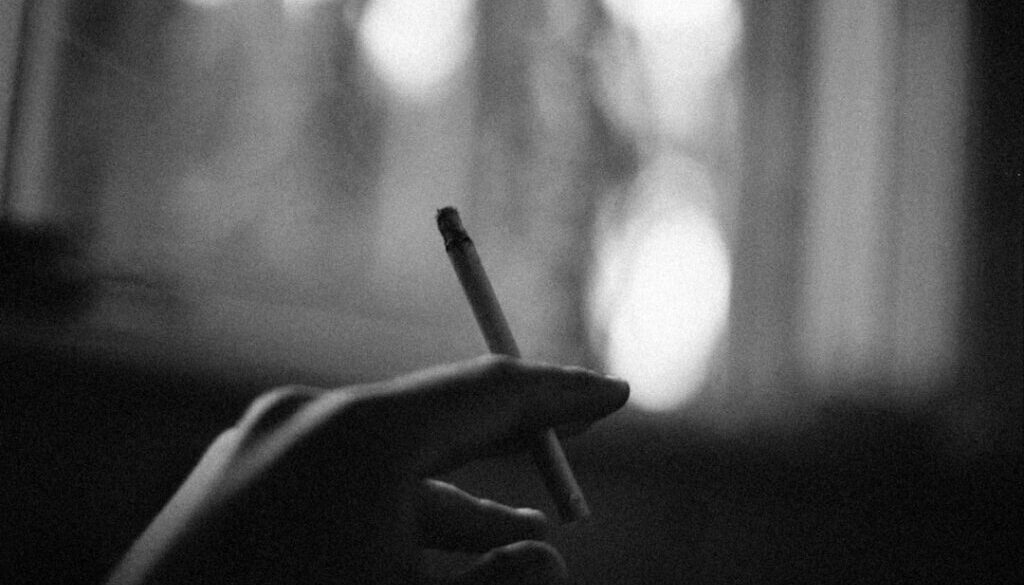 Palenie i depresja – dlaczego często występują razem?