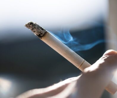 Wzorce palenia – czy kobiety rzucają łatwiej niż mężczyźni?